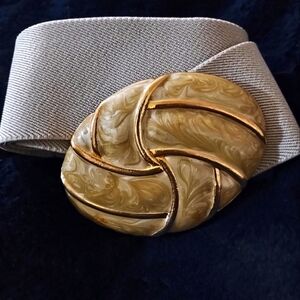 80's Beige Day Lor Retro Stretch Belt with Enameled Yellow Swirl Gold Buckle